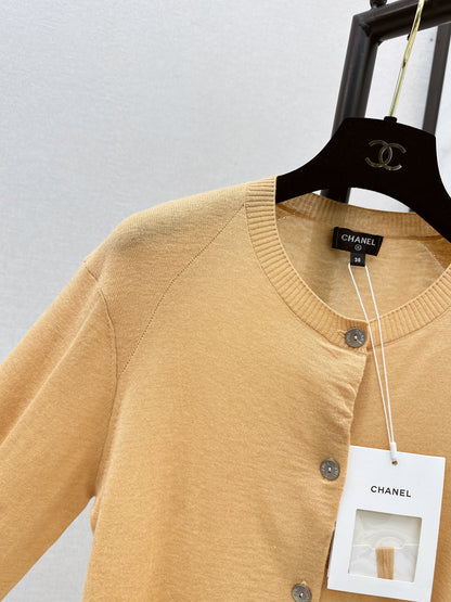 Chan NEW knitted cardigan