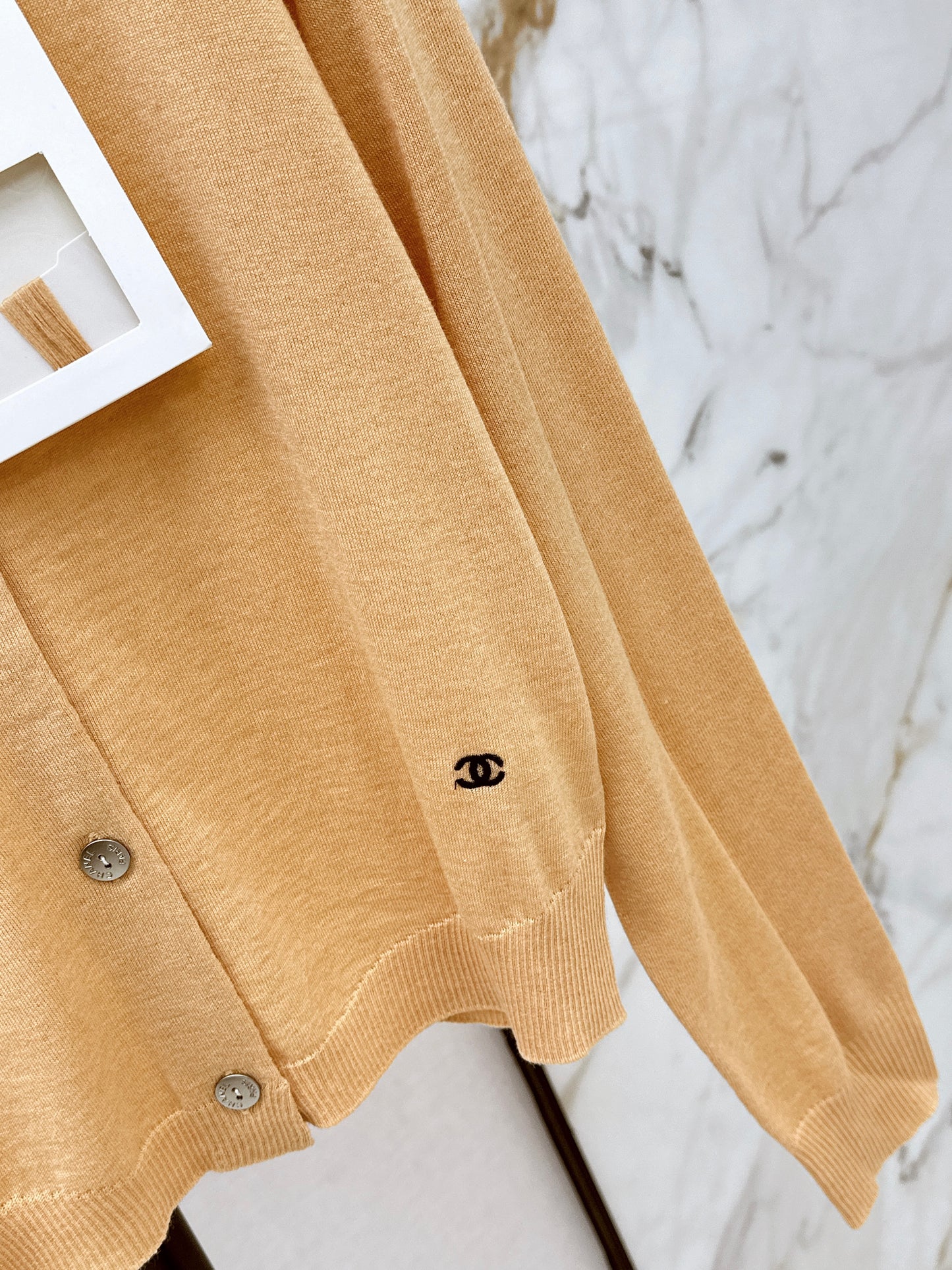 Chan NEW knitted cardigan