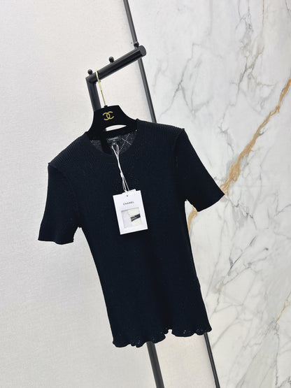 Chan NEW 3D floral knit short-sleeved top