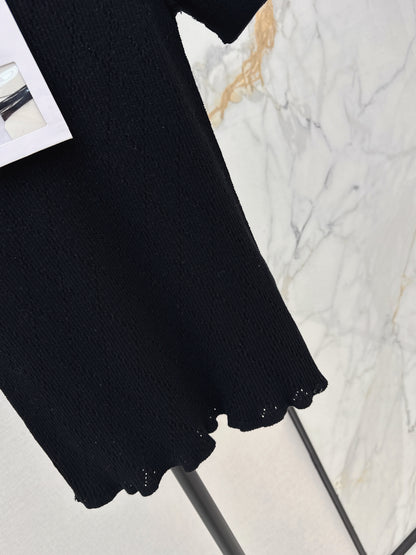 Chan NEW 3D floral knit short-sleeved top